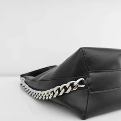 Sac Bandoulière Sac À Main|Sac Cabas Et Fourre-tout^Sac cabas avec anse bandoulière et chaîne décorative noir